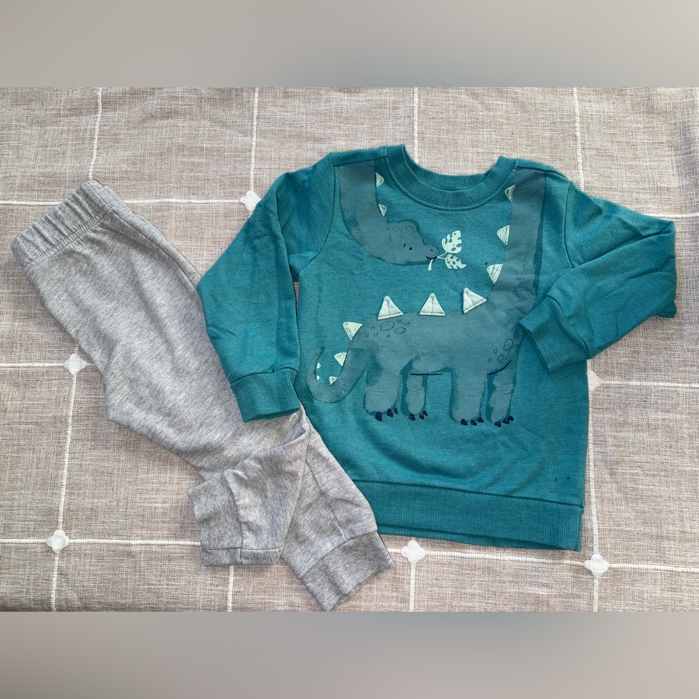 Carter's Dino long sleeve outfit